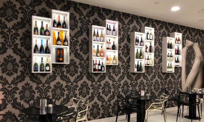 VANITY CAFE Bar at San Salvo